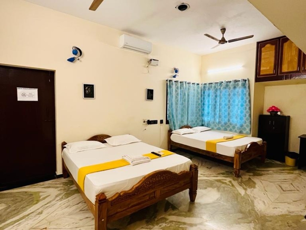 whatsapp image 2025 10 23 at 4.20.23 am